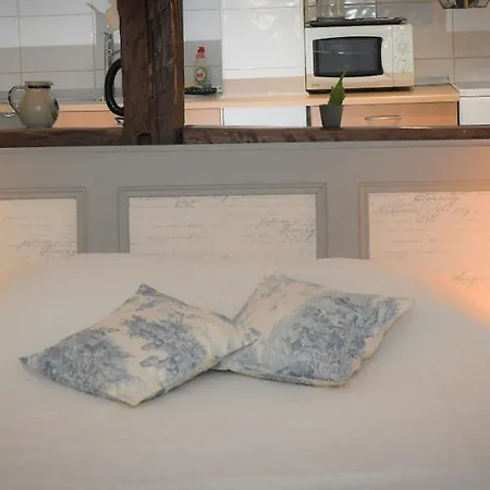 Le Duplex アパート *