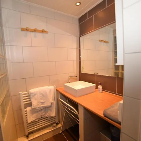 Le Duplex アパート *